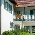 Konstanze 3* Velden am Woerthersee