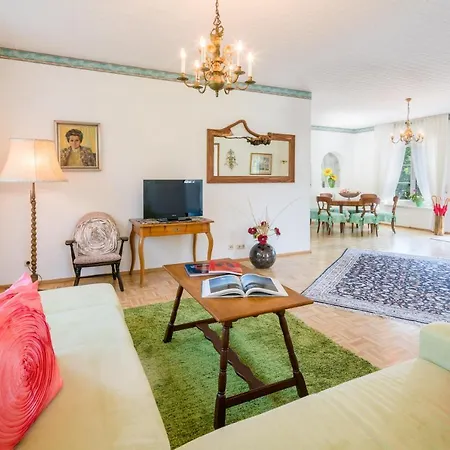 Hotel Konstanze 3*
